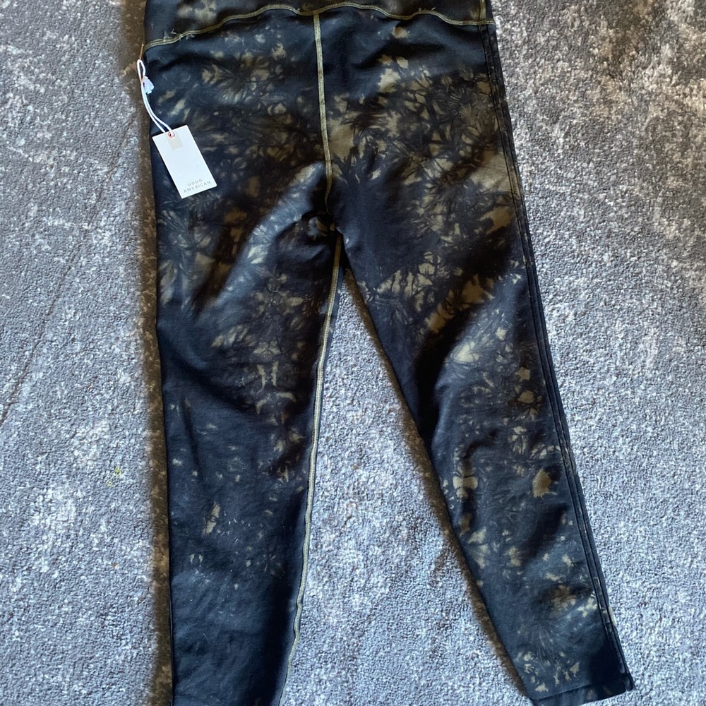 Good American leggings